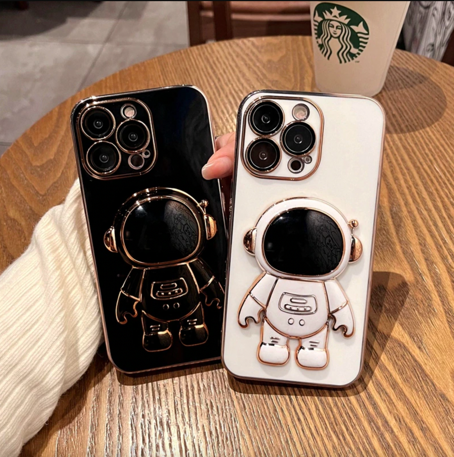 iPhone 14 Series Luxurious Astronaut Bracket Case