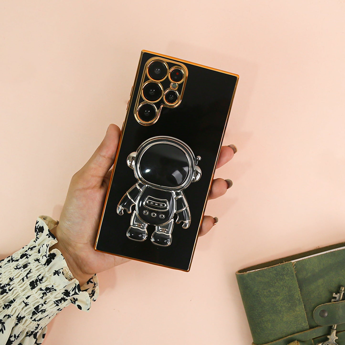 Luxurious Astronaut Bracket Phone Case - Samsung