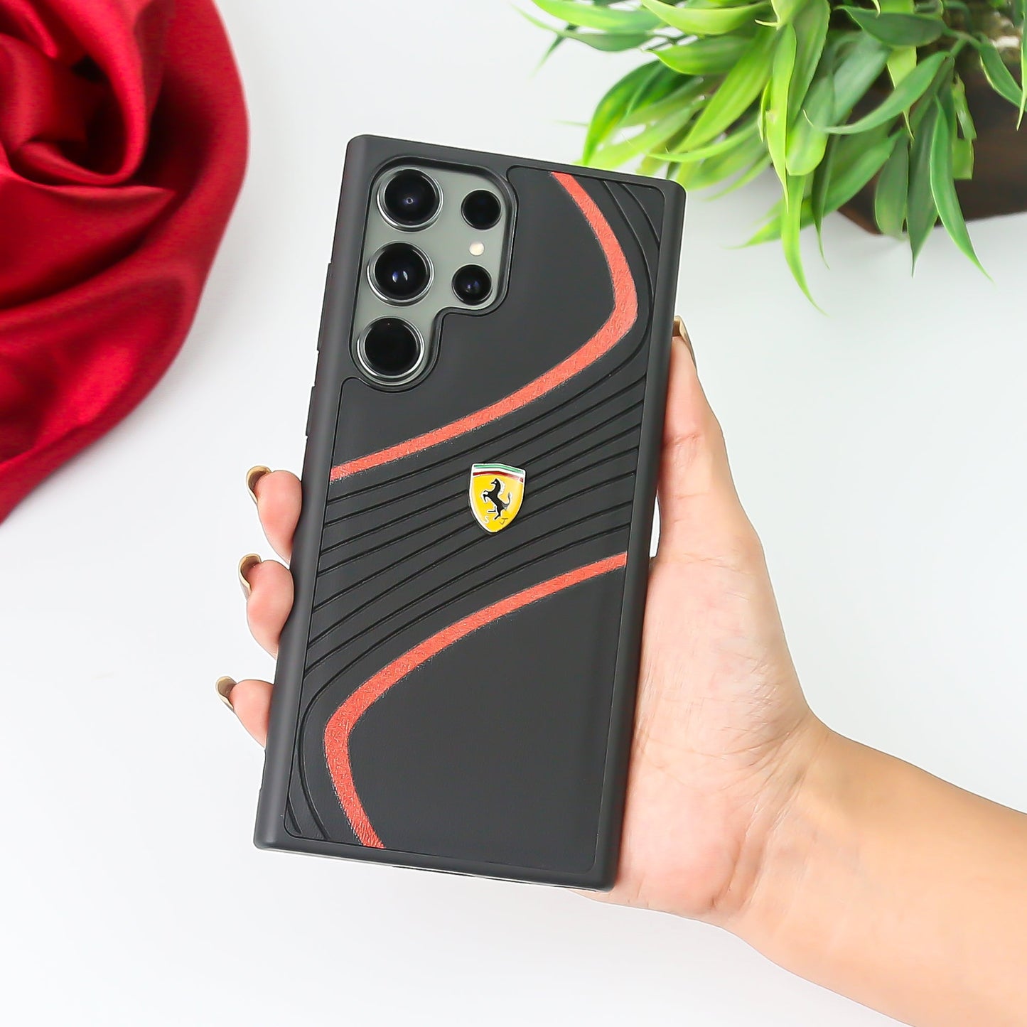 Ferrari® Galaxy S23 Ultra Luxurious Quilted Supercar Case