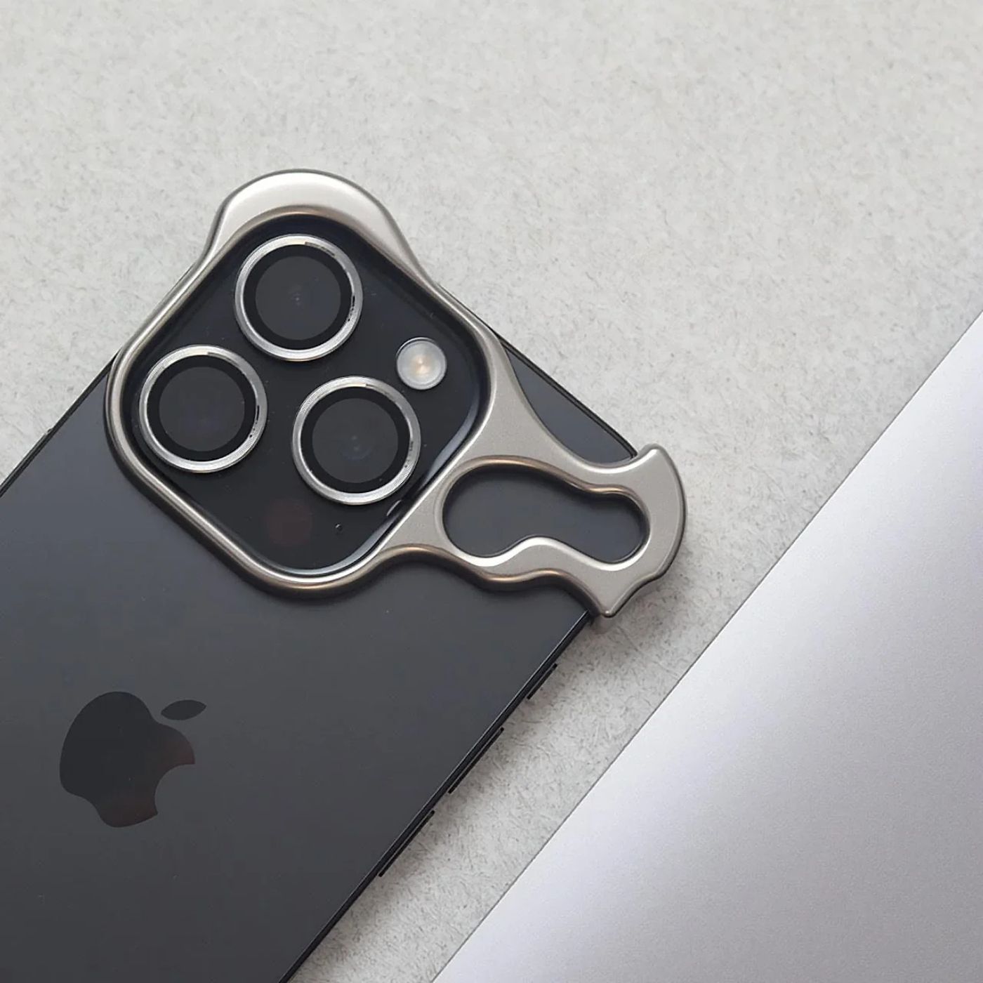 Luxury Minimal Metal Titanium Bumper Case for iPhone